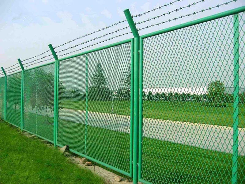 鋼板網護欄